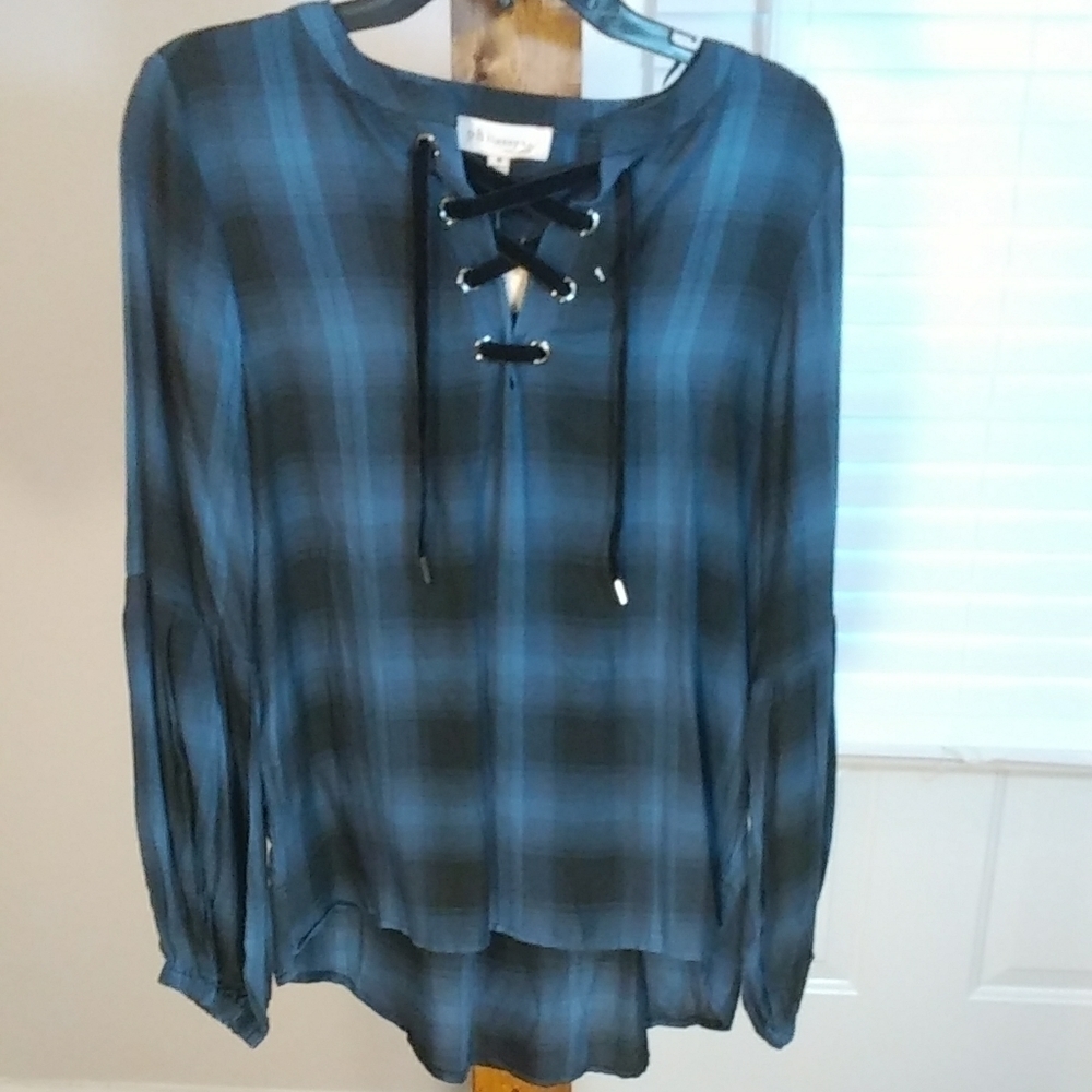 Philosophy Boho Long Bishop Sleeves Black Blue Plaid Top Blouse Size M Front Tie